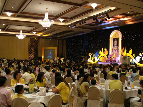 การแสดงพลุเฉลิมพระเกียรติ 