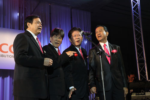 TOPRANK 2010 THE LEGEND OF THE IMPOSSIBLE